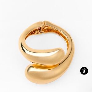 NIP ZARA Gold Twist Cuff Bracelet.